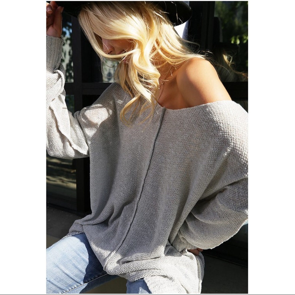 ✨LAST ONE✨ Light Gray Soft Slouchy Sweater Tunic - Picture 2 of 5